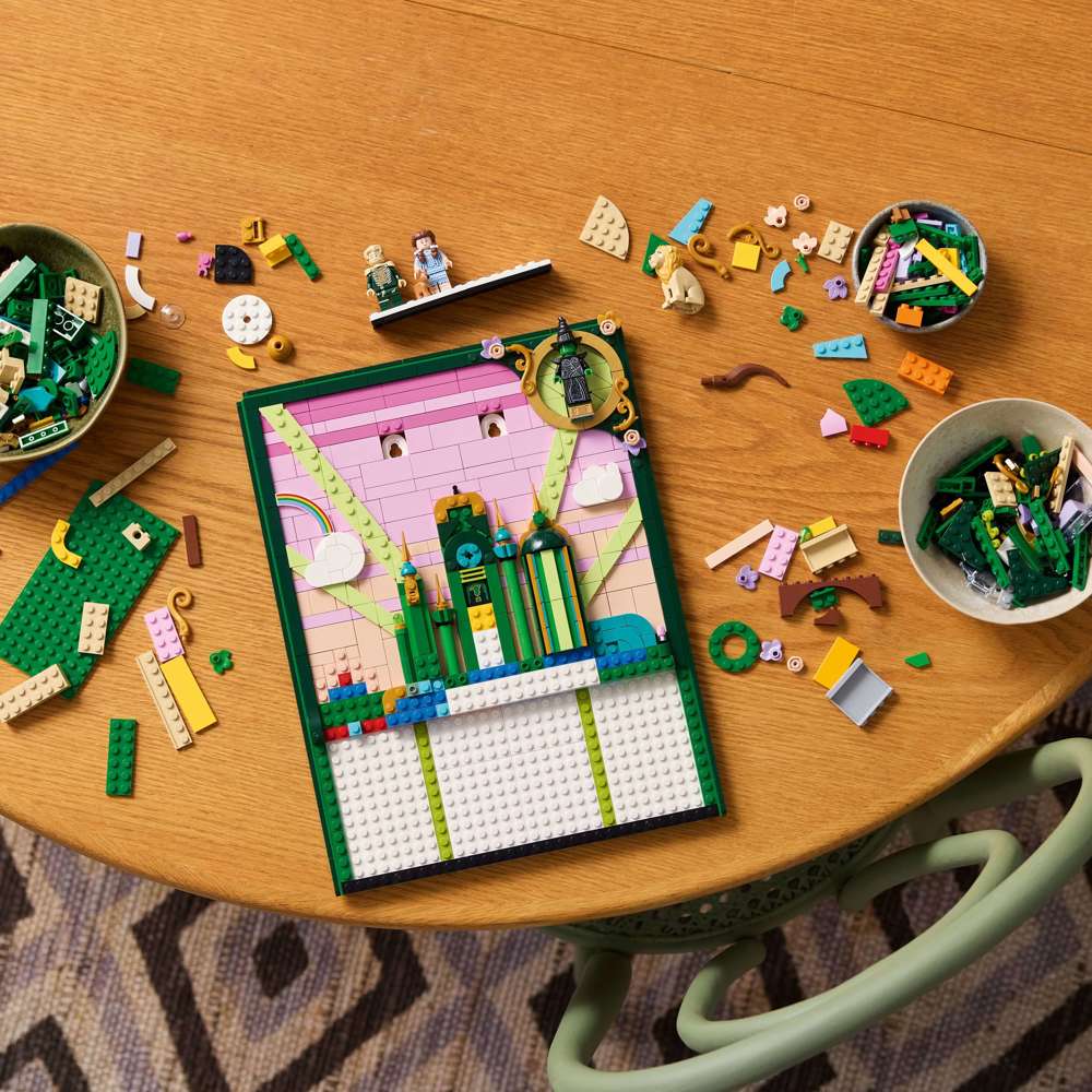 LEGO Wicked Emerald City Wall Art Building Set 75685